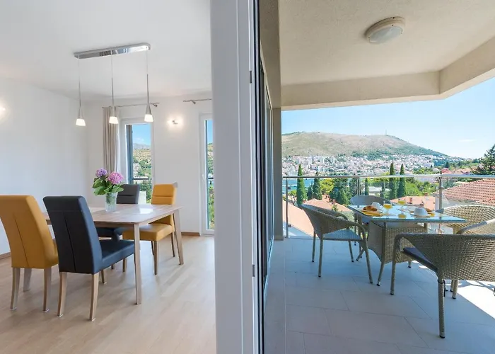 Apartment Maro Bayview
