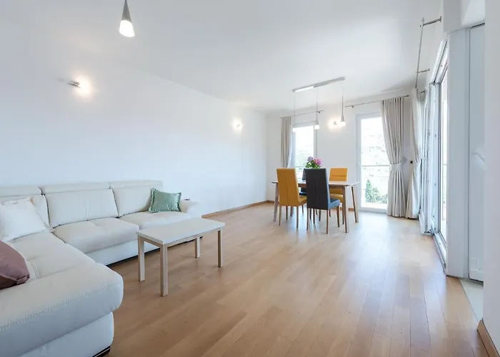 Apartment Maro Bayview
