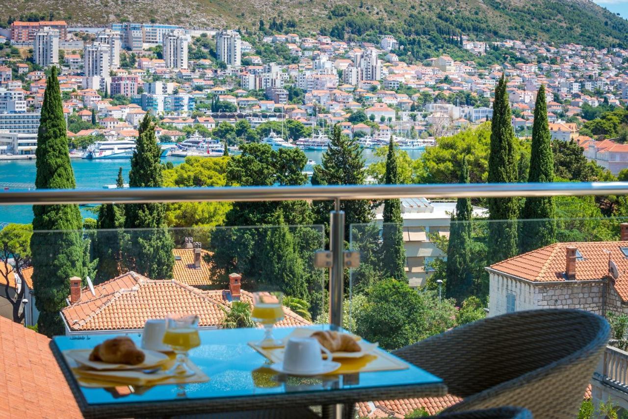 Apartma Maro Bayview *